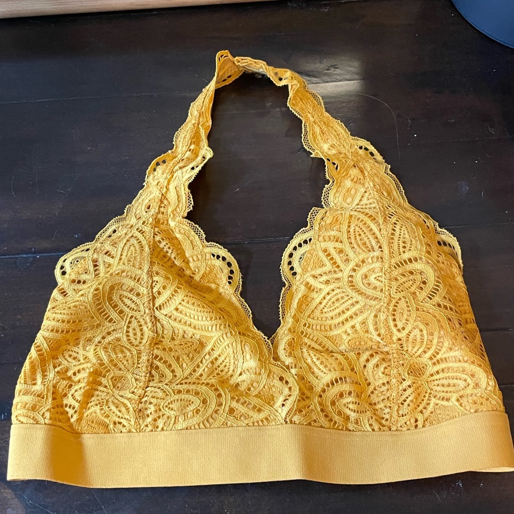Bralette.